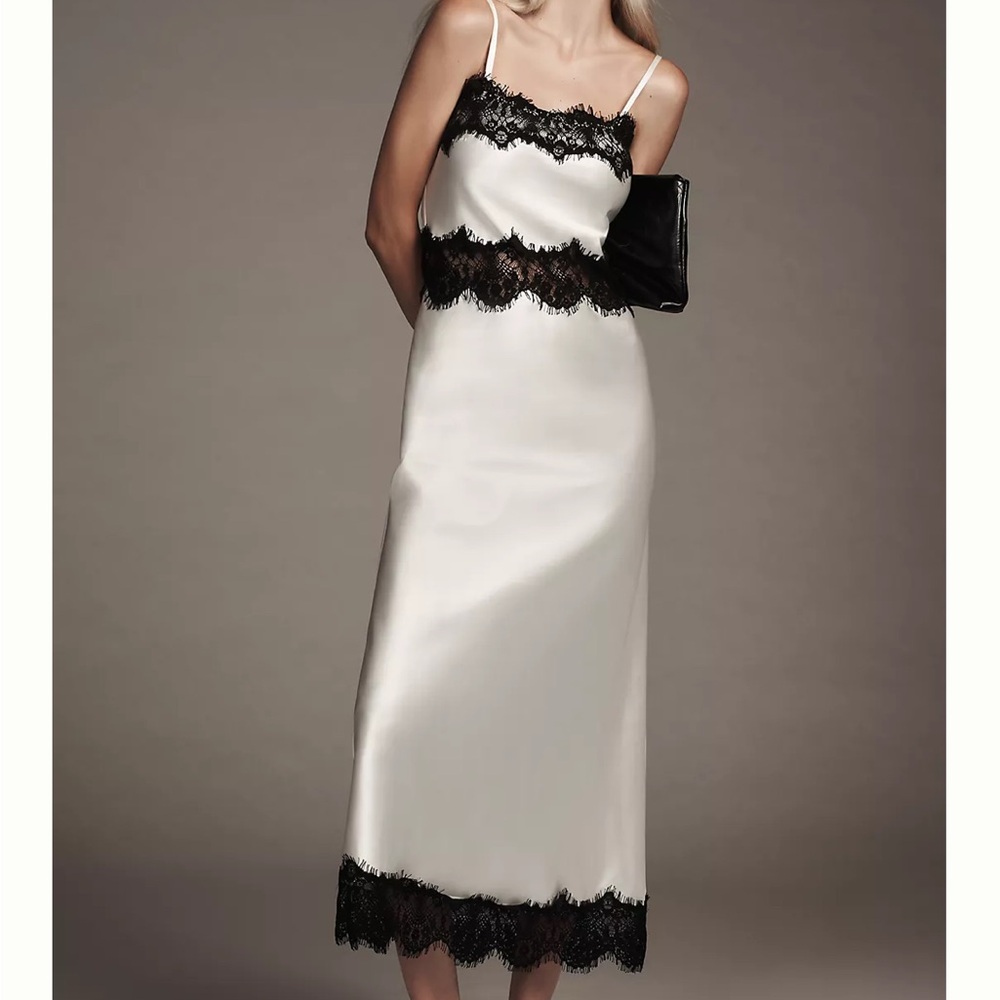 Let Me Be Polina Strapless Lace-Trim Midi Dress